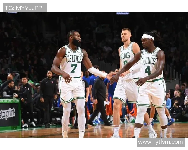 11月25日独行侠与凯尔特人精彩对决全场录像回放分析与亮点总结