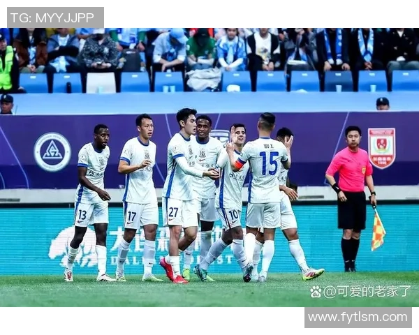 珀斯光荣队与上海申花的精彩对决分析及球迷热议汇总