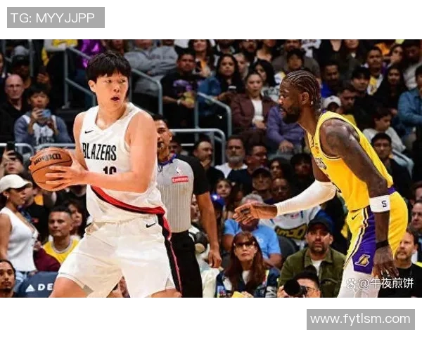 大比分打败湖人，杨瀚森喜提8分钟上场 却打出糟糕的体现